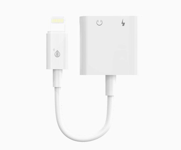 Cable adaptador de audio 2 en 1 Iphone Lightning Audio + Entrada de carga / Nb1245 / Blanco